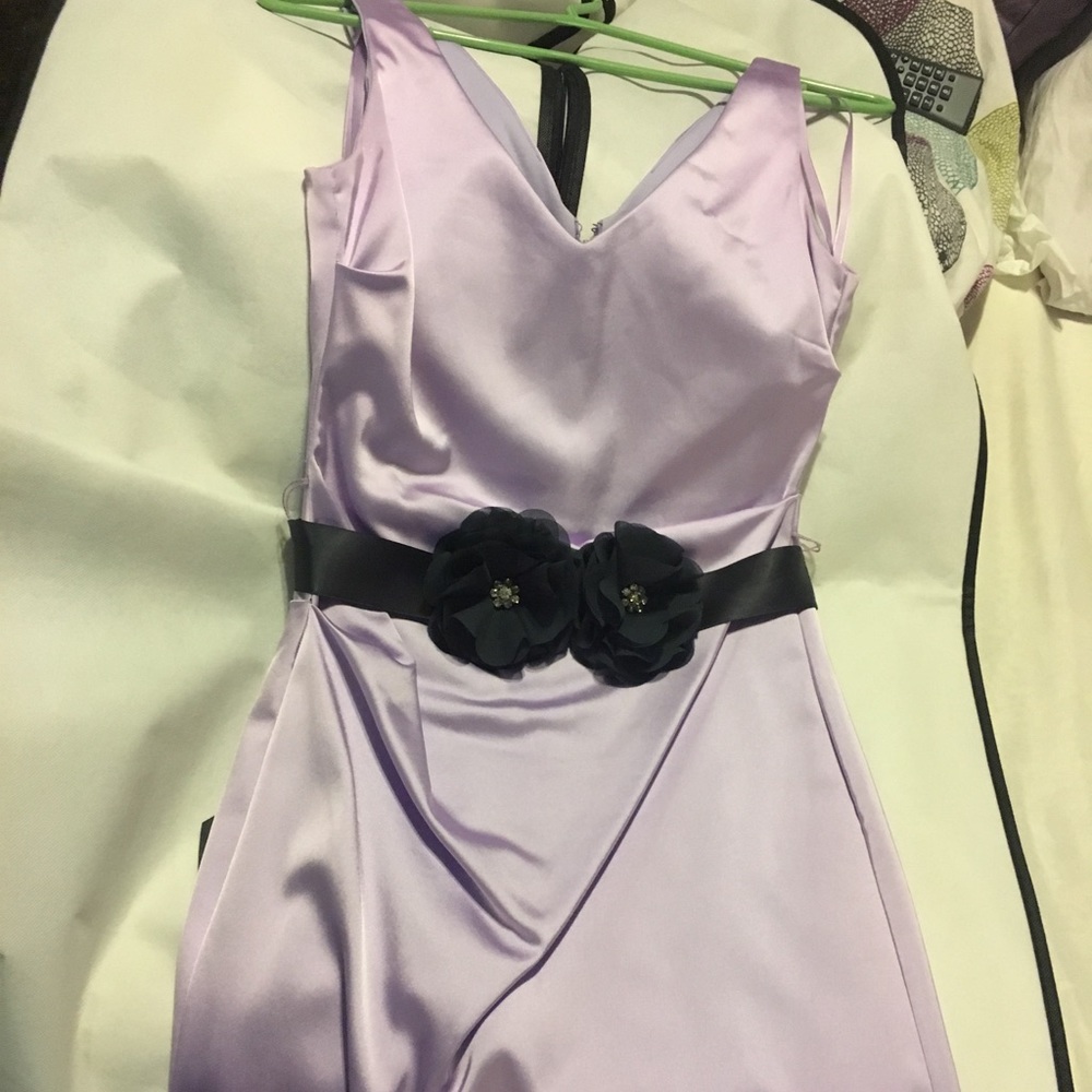 Le Chateau lilac dress - Picture 3 of 8